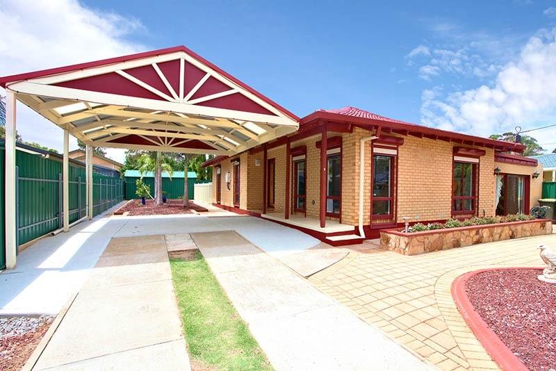 8 Reynold St, Morphett Vale, SA 5162