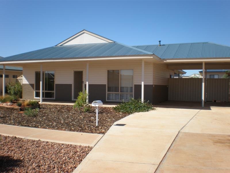 14 Wattle Dr, Roxby Downs, SA 5725