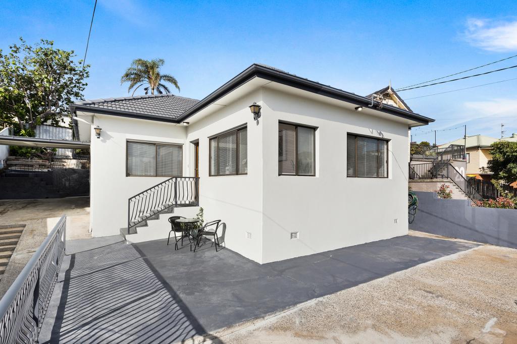 22 Malcolm Ave, Cringila, NSW 2502