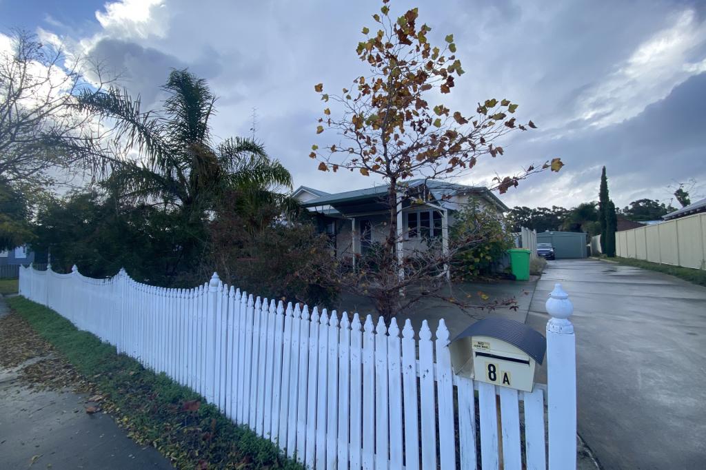 8a Bright St, Carey Park, WA 6230