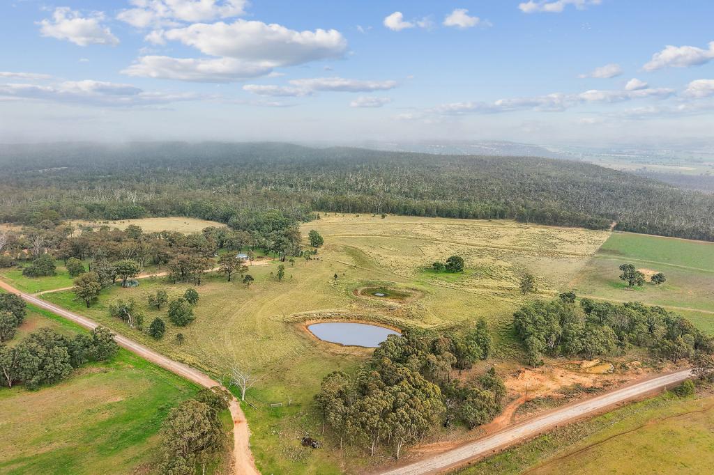 22 Cainbil Rd, Coolah, NSW 2843