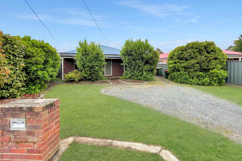 11 Recreation Rd, Mount Clear, VIC 3350