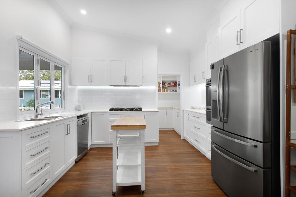 22 Citron St, Macleay Island, QLD 4184
