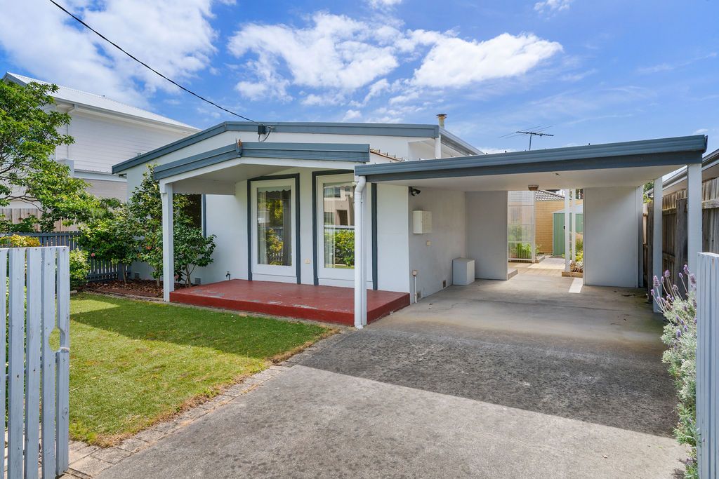 54 South Rd, Rosebud, VIC 3939