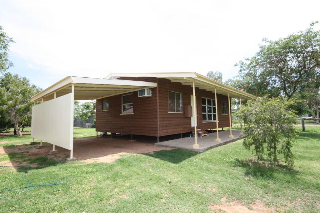 20 Gidyea St, Barcaldine, QLD 4725