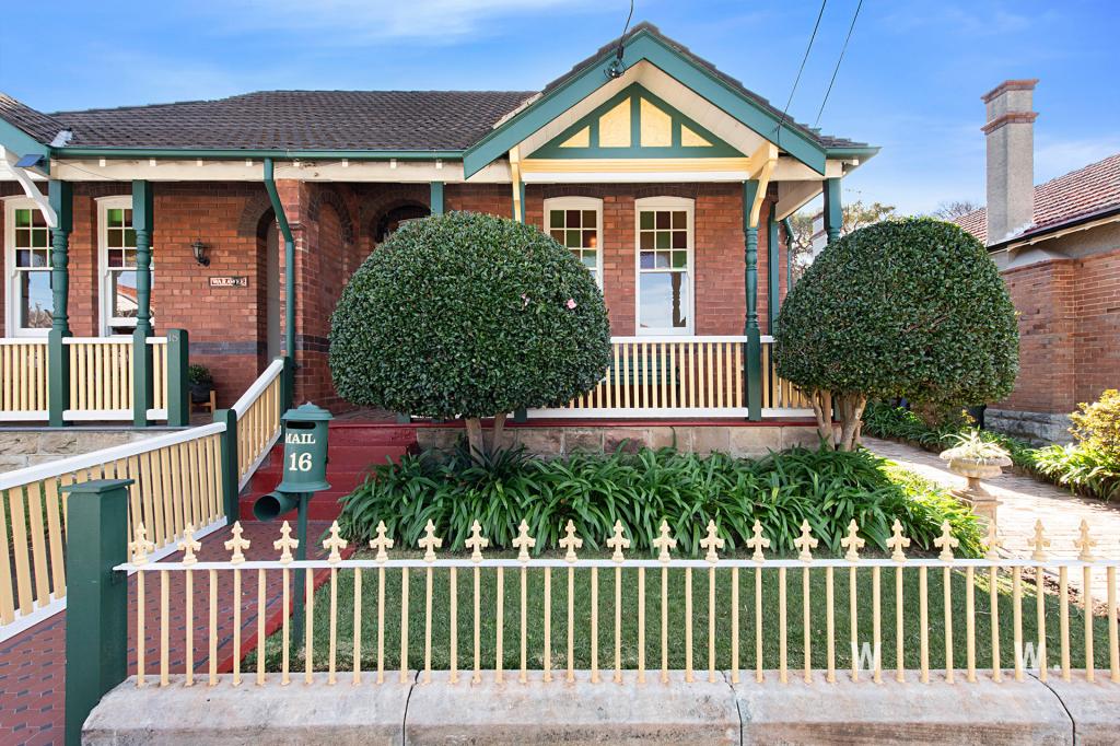 16 BOWMAN ST, DRUMMOYNE, NSW 2047