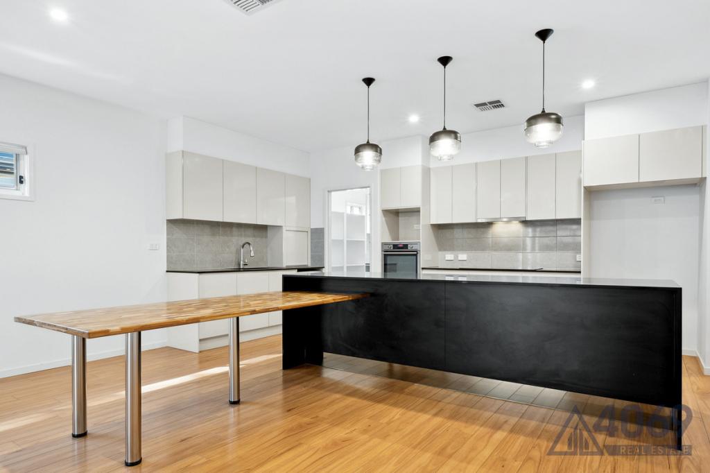 22 Naturesque Cl, Mitchelton, QLD 4053