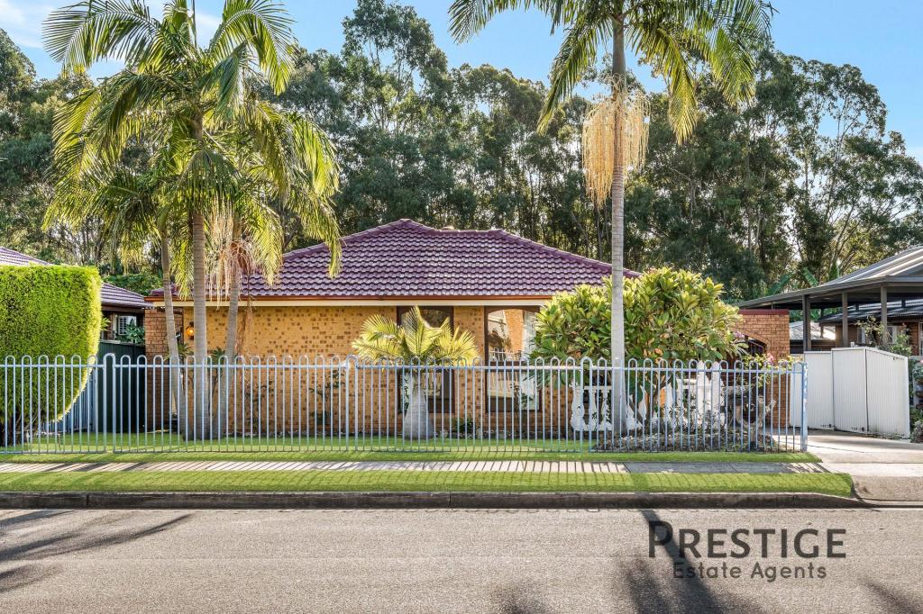 28 SUNNY PL, ST JOHNS PARK, NSW 2176