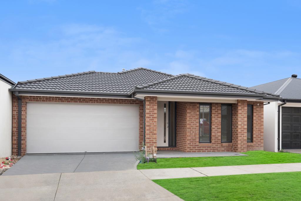 10 Cabbage St, Mickleham, VIC 3064