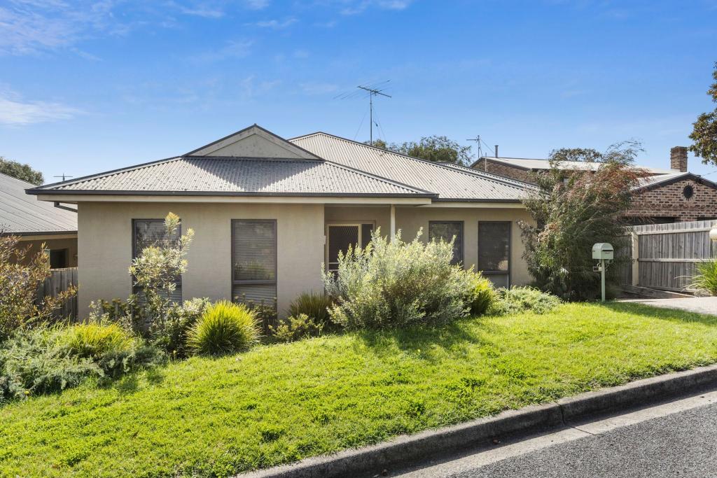 29 Epworth St, Ocean Grove, VIC 3226