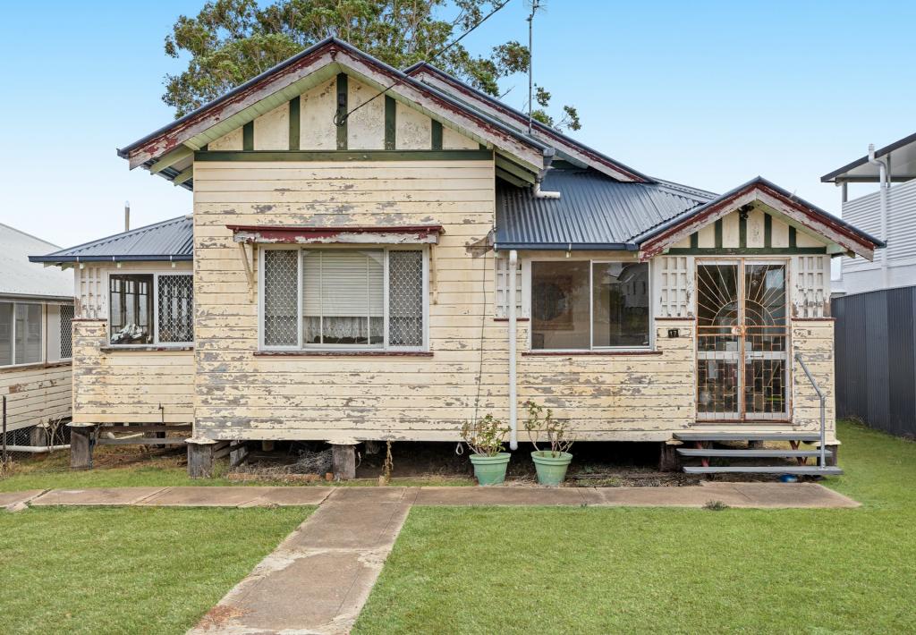 17 Wantley St, Warwick, QLD 4370