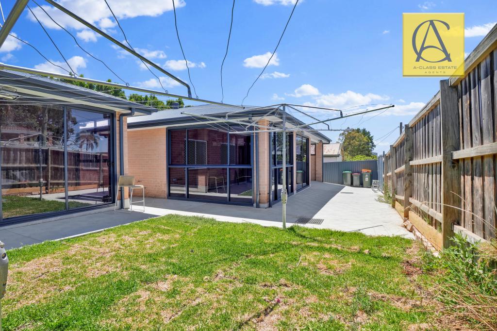 2c Robert St, Holroyd, NSW 2142