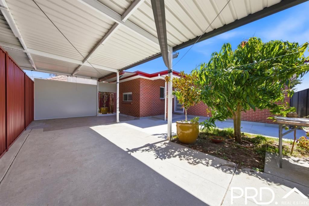 2a Picnic Point Rd, Panania, NSW 2213
