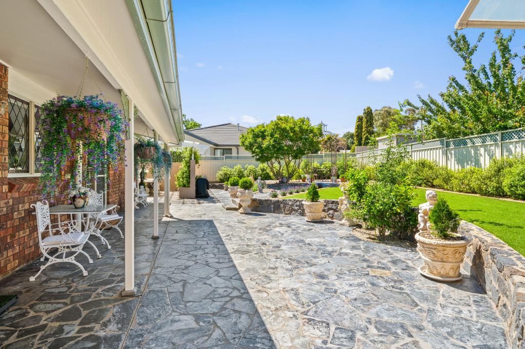 63 Alabaster St, Monash, ACT 2904