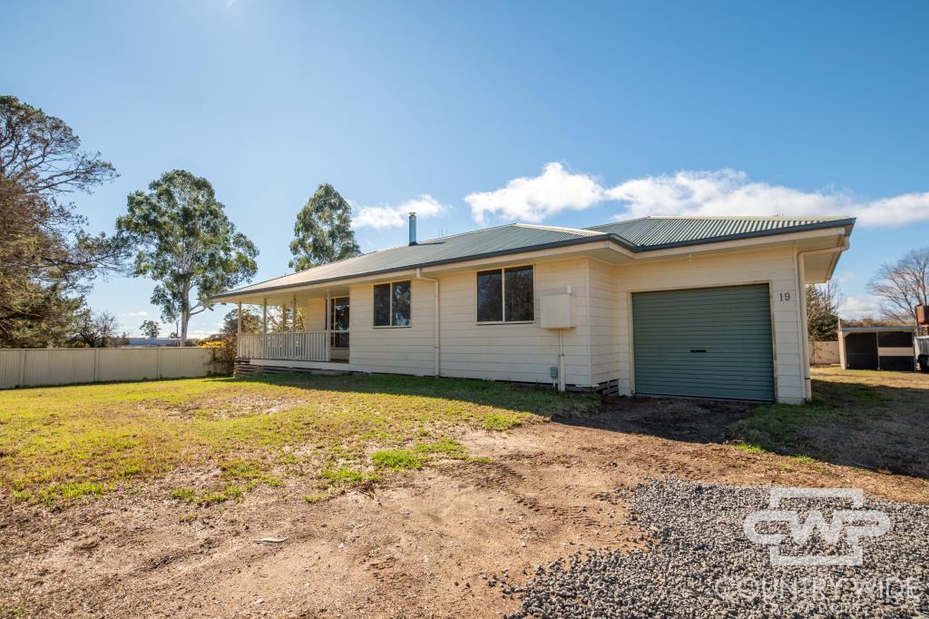 19 Railway St, Glen Innes, NSW 2370
