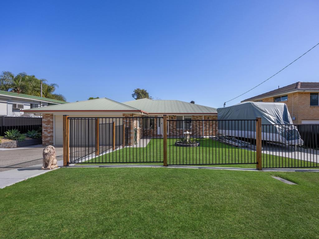 81 Wildey St, Raceview, QLD 4305