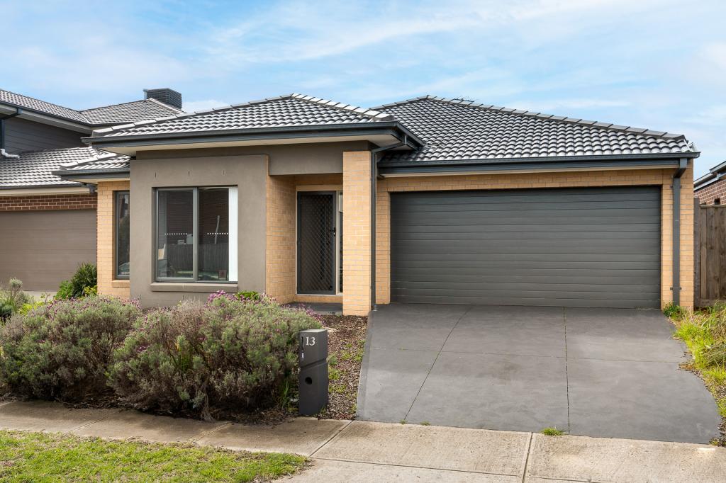 13 Dusty Dr, Point Cook, VIC 3030