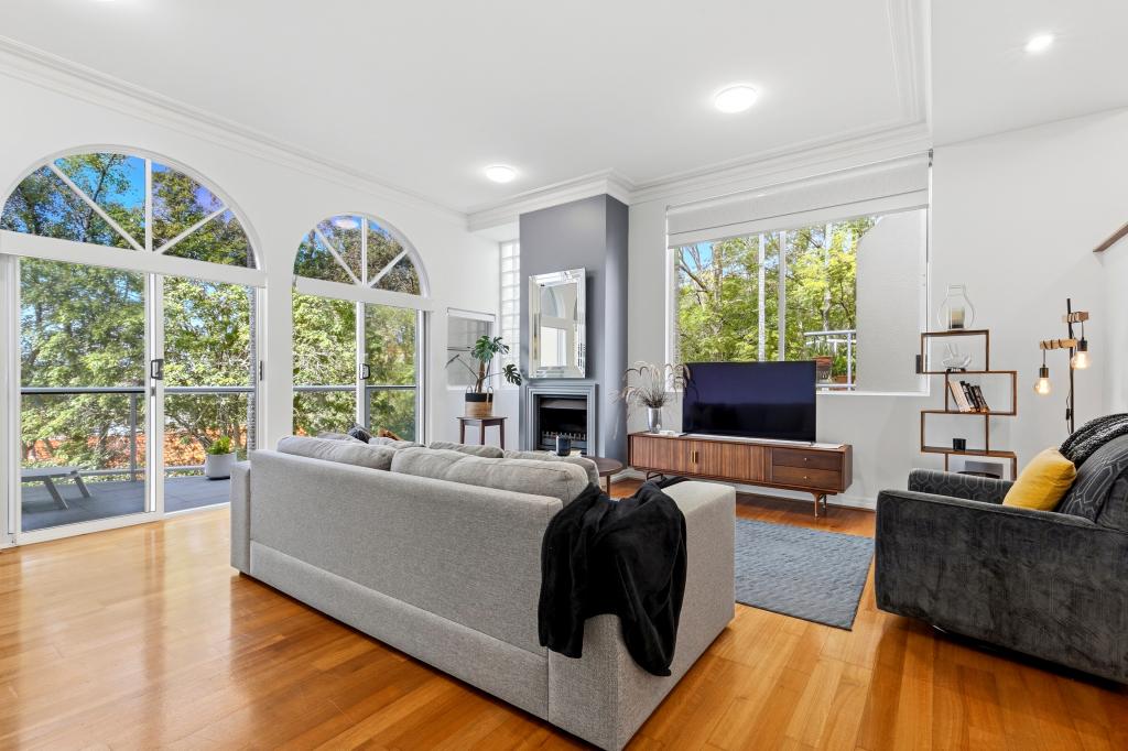2/62 Ryans Rd, St Lucia, QLD 4067