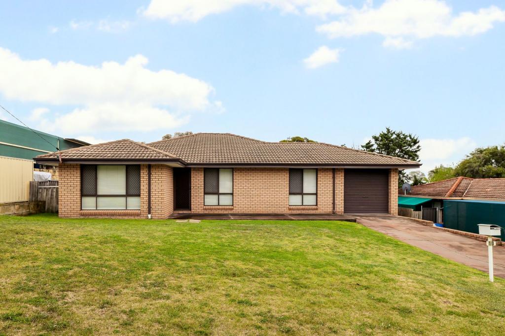 10 KNIGHT ST, SOUTH BUNBURY, WA 6230
