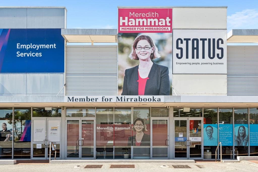 1 Chesterfield Rd, Mirrabooka, WA 6061