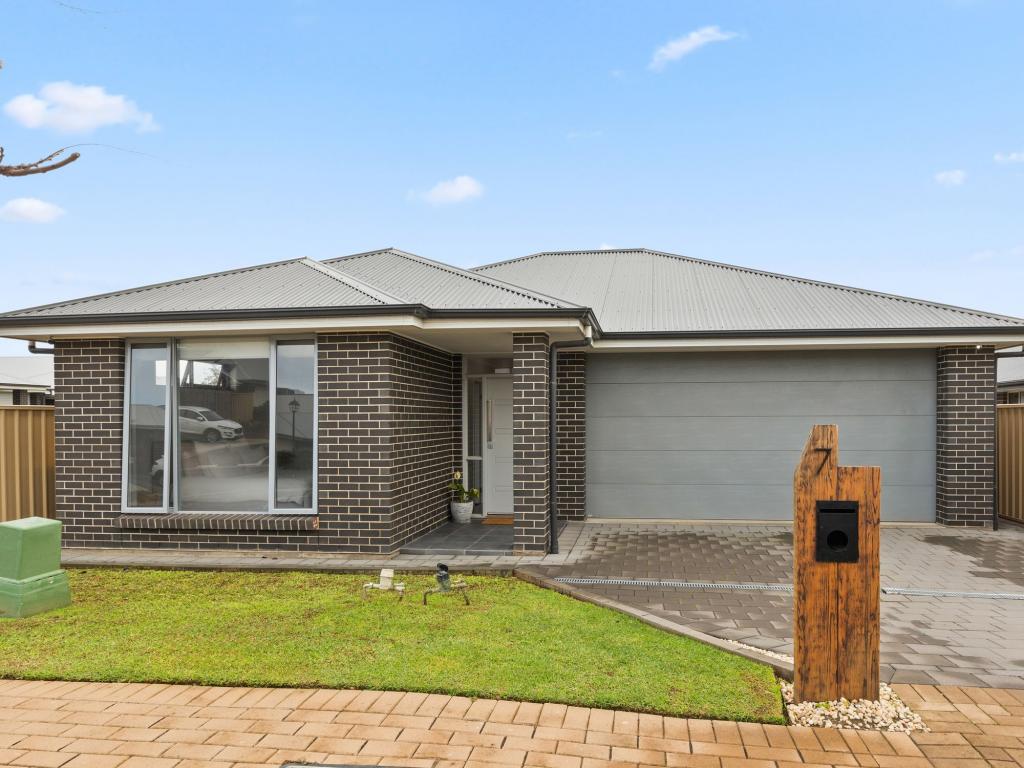 7 Fathom Cres, Seaford Meadows, SA 5169