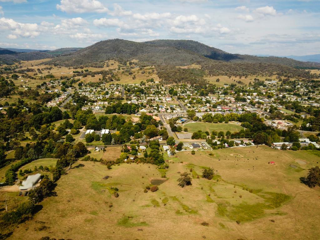 13 Chaffey Cl, Tumbarumba, NSW 2653