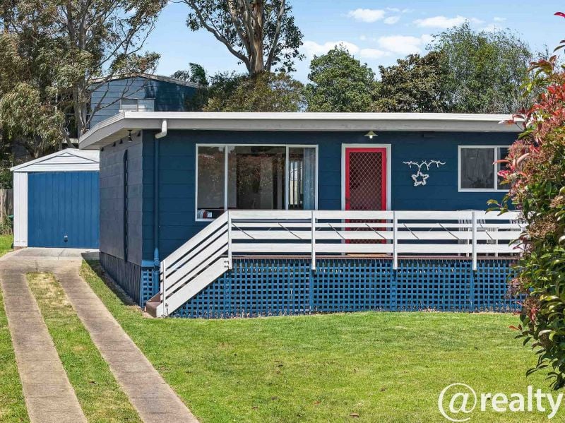 17 Semaphore St, Coronet Bay, VIC 3984