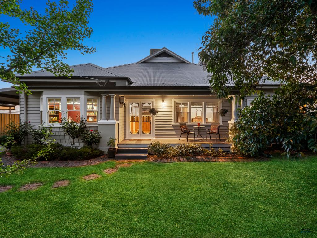 48 Charles St, Benalla, VIC 3672