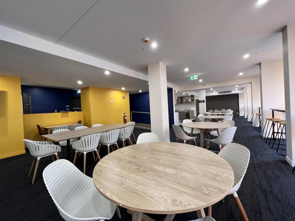 219 Maroubra Rd Rd, Maroubra, NSW 2035