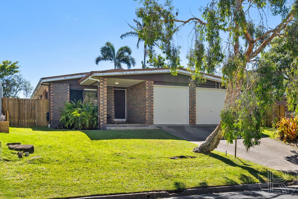 4 Moondarra Cres, Mooloolaba, QLD 4557