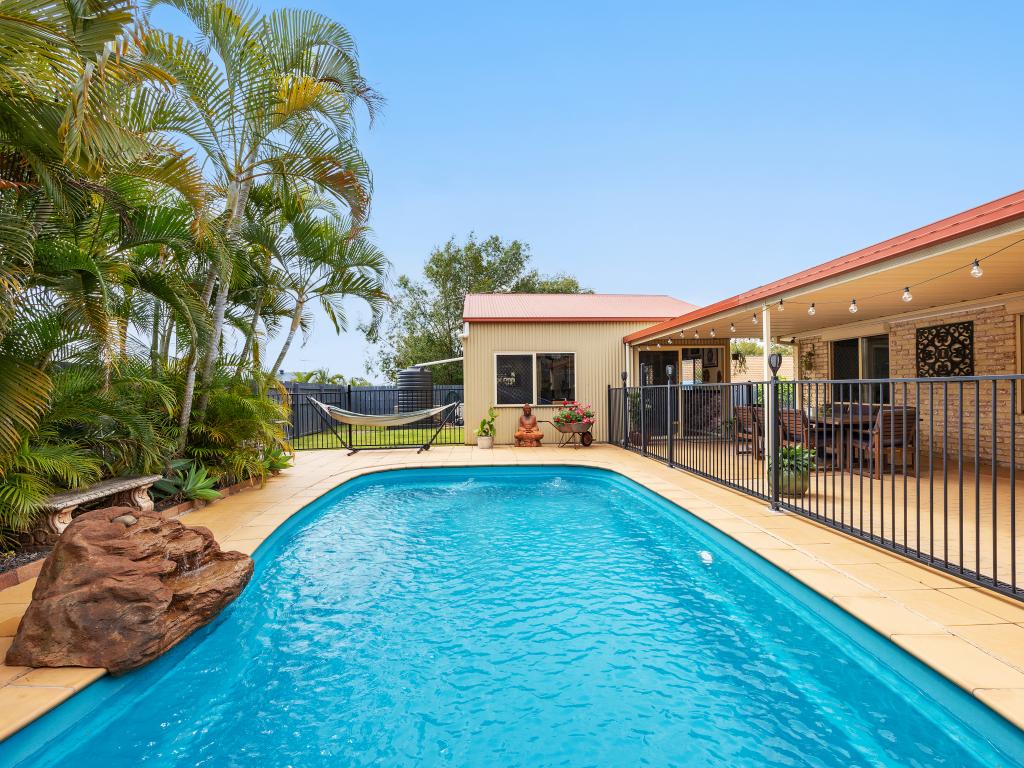 13 CHESTNUT DR, FLINDERS VIEW, QLD 4305