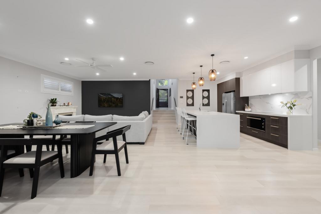 9 Kurura Rd, Coomera, QLD 4209