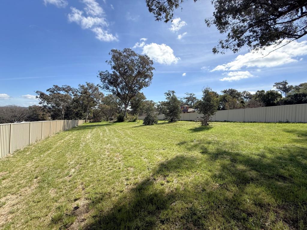 69 Elizabeth St, Young, NSW 2594