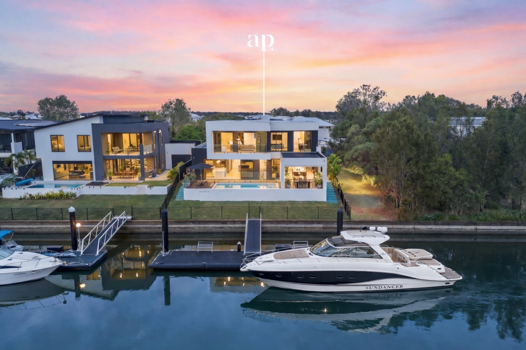 23 Lanyard Cl, Coomera, QLD 4209