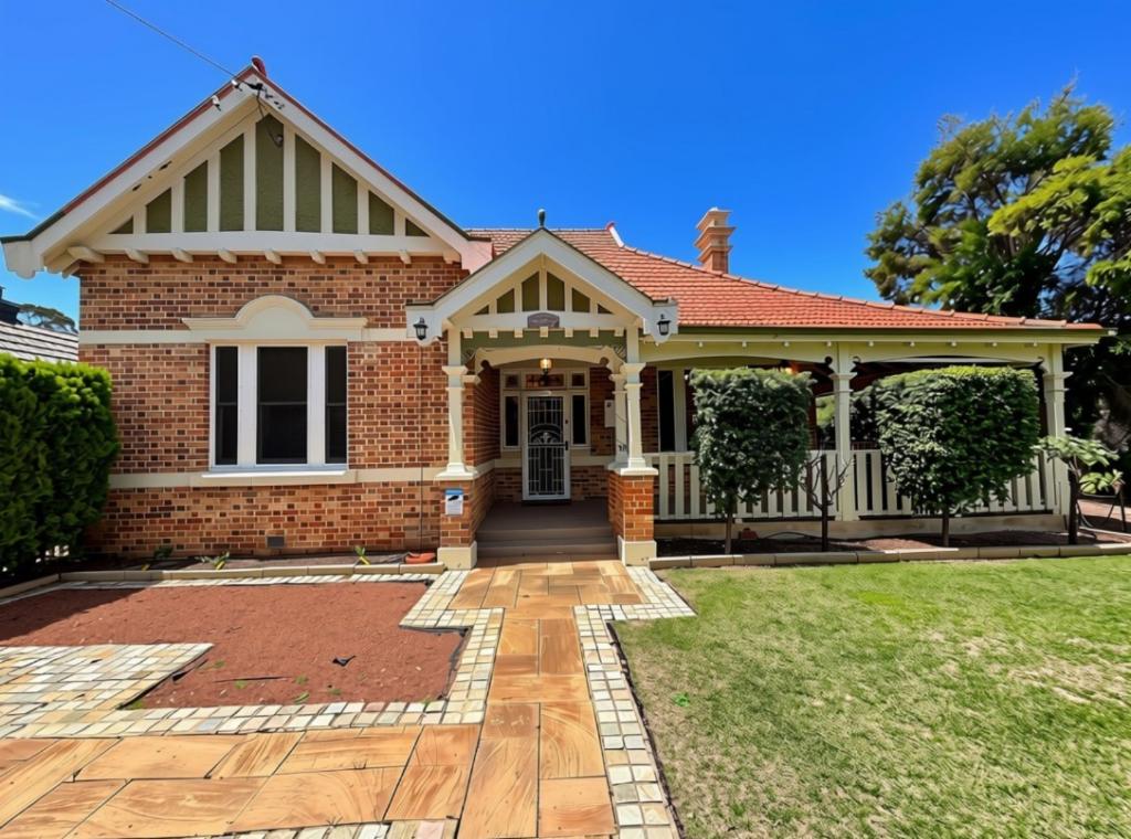 56 Avon St, Katanning, WA 6317