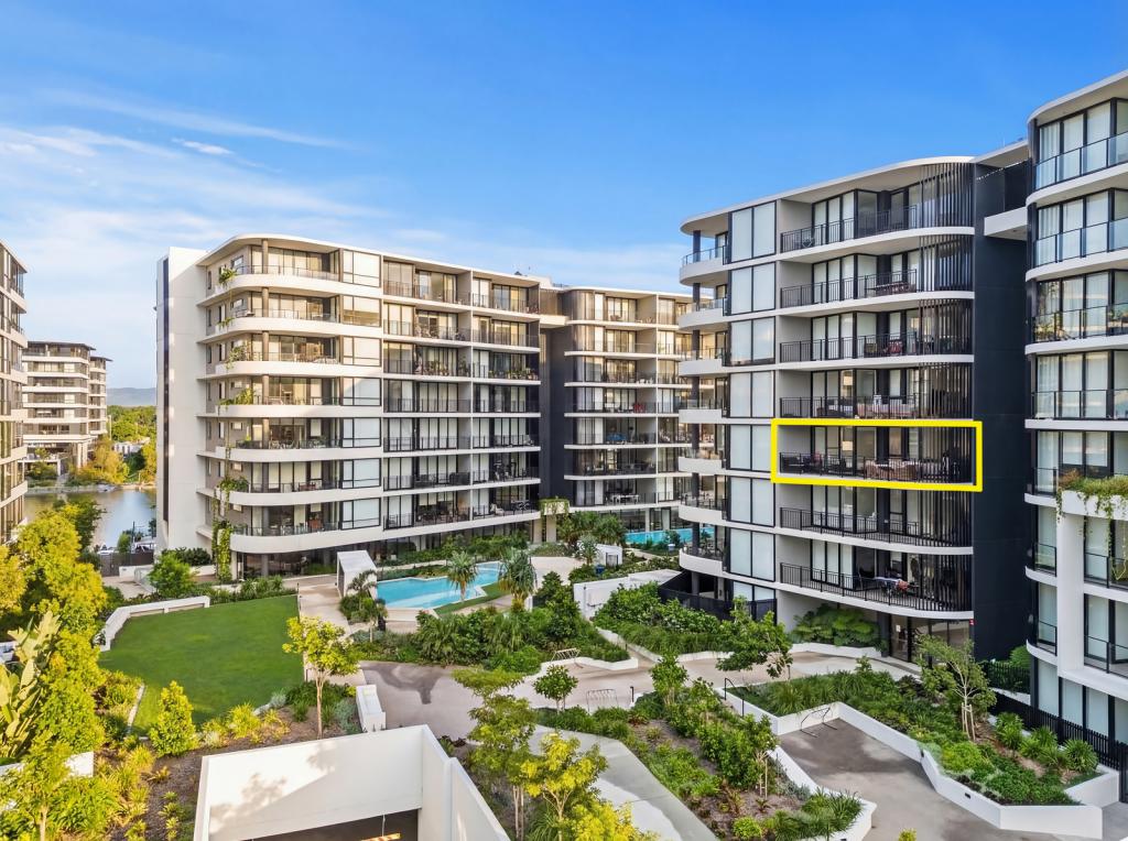 2410/8 ATHENA BVD, HOPE ISLAND, QLD 4212