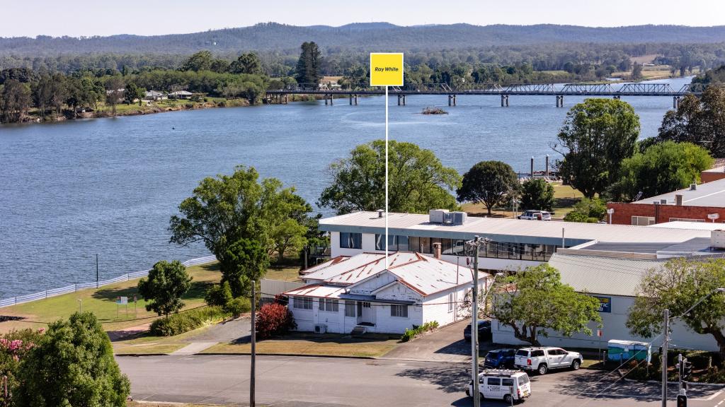 2 Macquarie St, Taree, NSW 2430