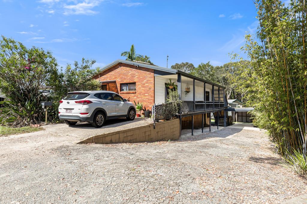 19 VAL CRES, NOOSAVILLE, QLD 4566