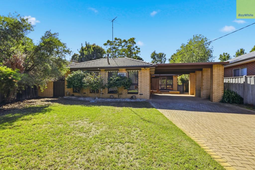 2 Manly Ct, Bacchus Marsh, VIC 3340
