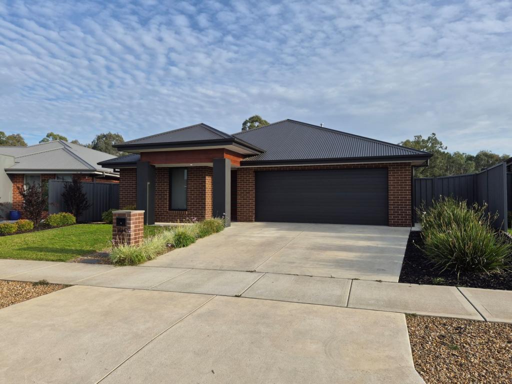 199 Brooklyn Dr, Thurgoona, NSW 2640