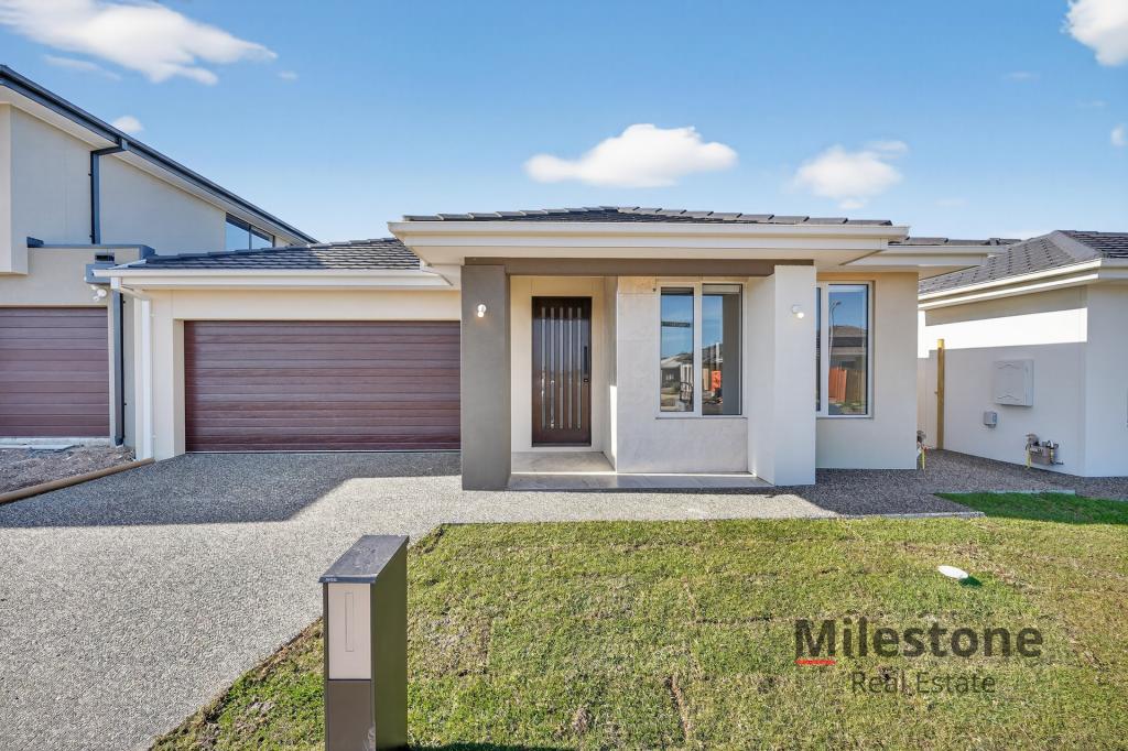 31 CRAIGEND ST, CLYDE NORTH, VIC 3978