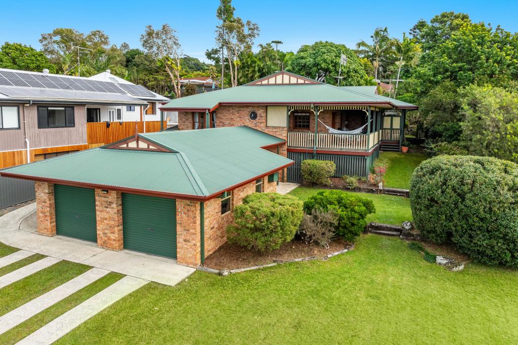 1 Hayters Dr, Suffolk Park, NSW 2481