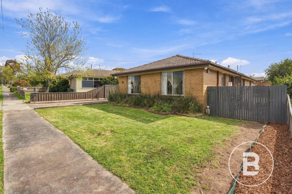 19 Mathilda St, Wendouree, VIC 3355