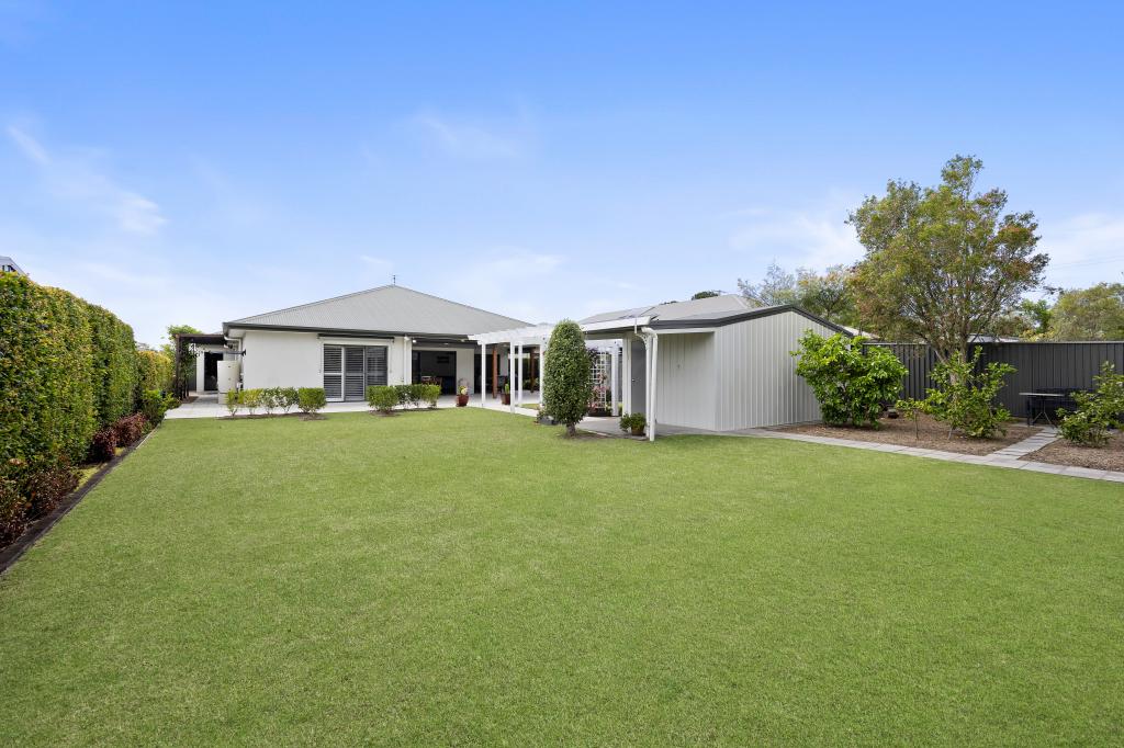 18 Hegarty Cct, Bli Bli, QLD 4560