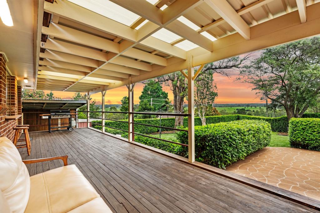 1 John St, The Oaks, NSW 2570