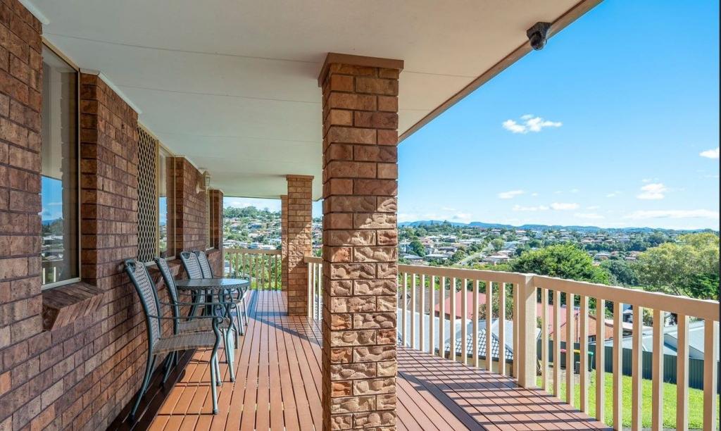 4 Biby Pl, Banora Point, NSW 2486
