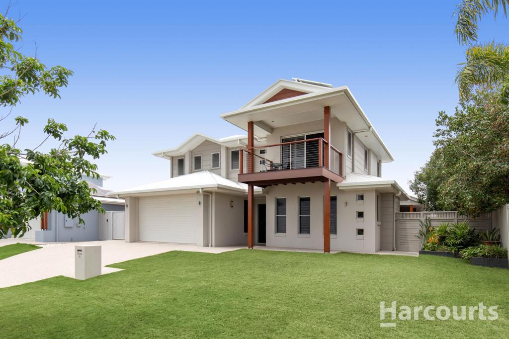 11 Seahaven Cct, Pialba, QLD 4655