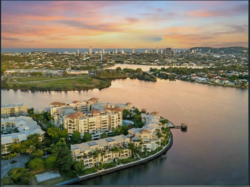 160/251 Varsity Pde, Varsity Lakes, QLD 4227