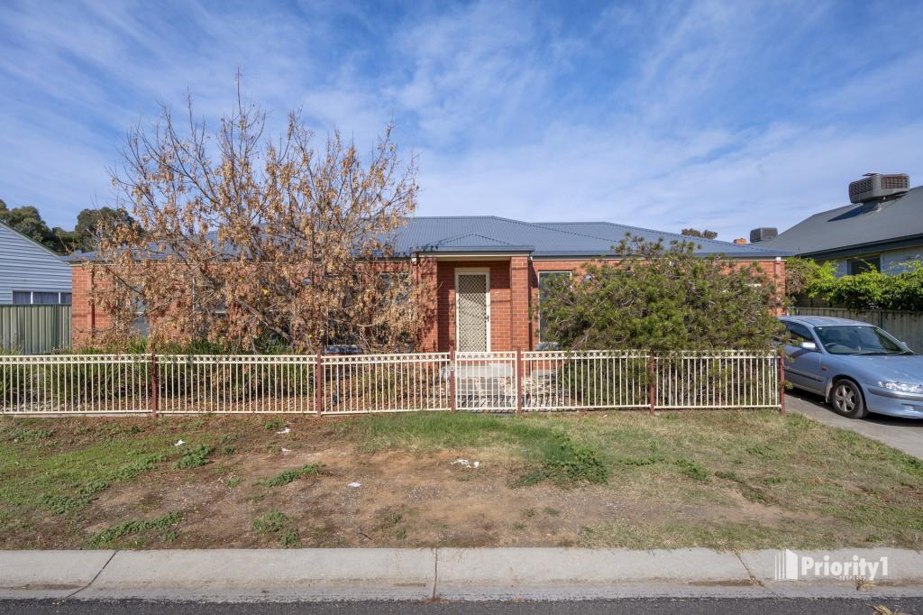 2A SWEENEY ST, EAST BENDIGO, VIC 3550