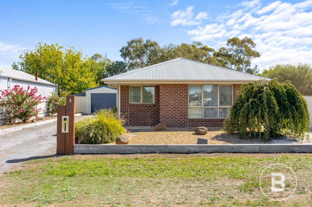 3 HAWTHORN ST, ARARAT, VIC 3377
